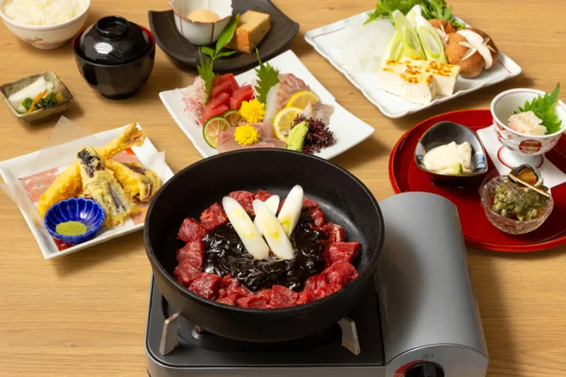 知多牛を堪能する牛鍋コース